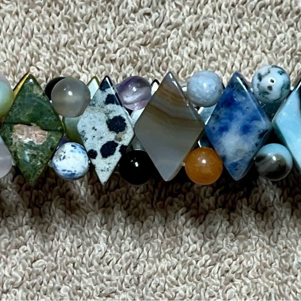 Semi-precious stone bracelet elastic Bohemian 
 multi colored‎ statement piece - Picture 7 of 7